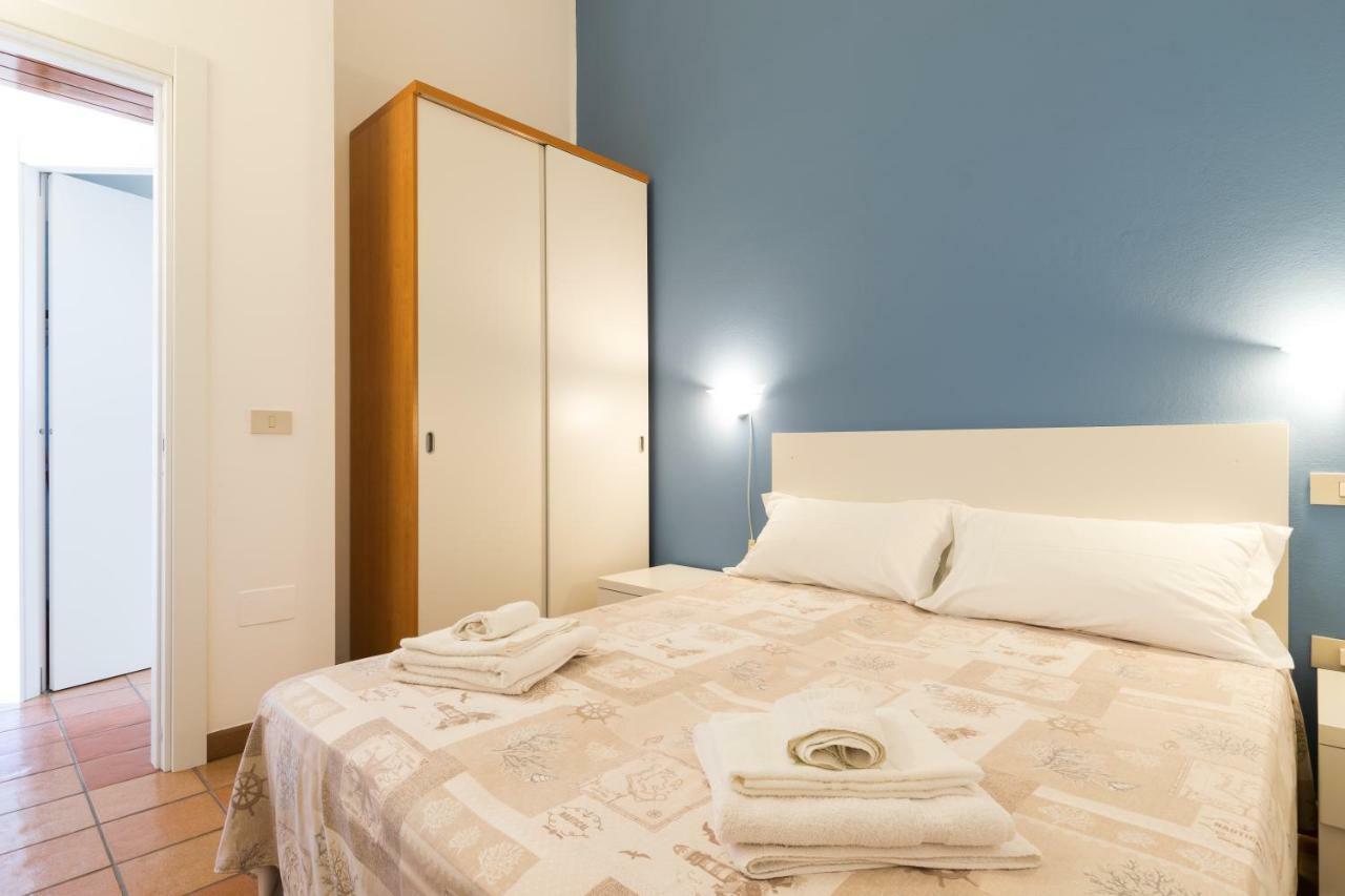 布沙滨海Residenza Solemar别墅 外观 照片